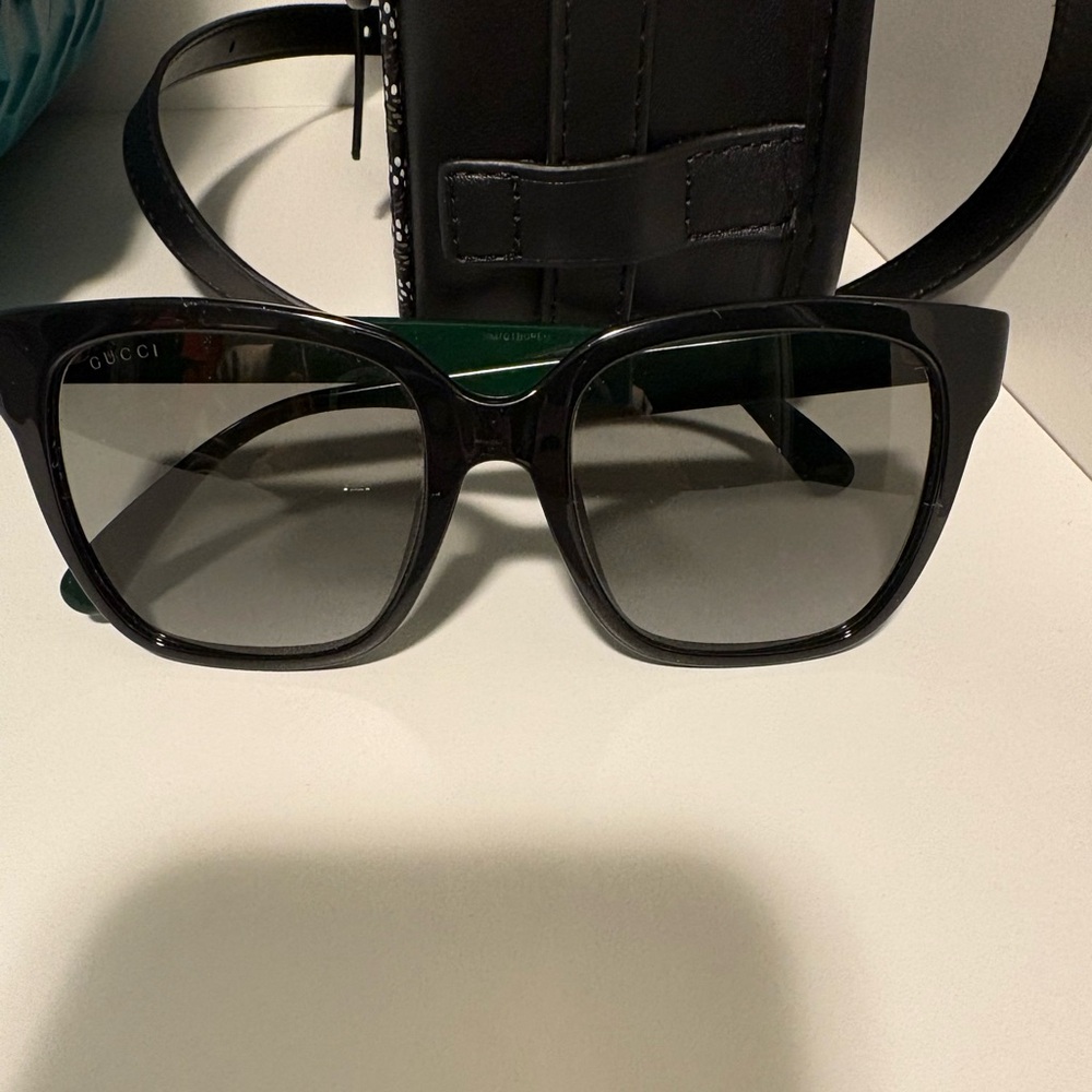 Gucci sunglasses